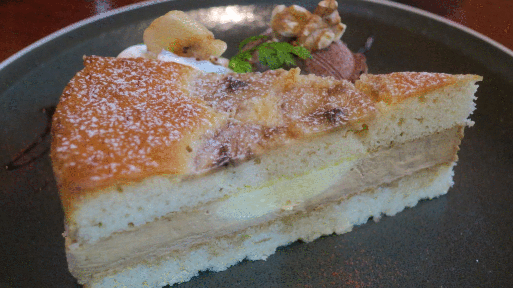 チェリーズスプーンのコーヒークリームバナナケーキ