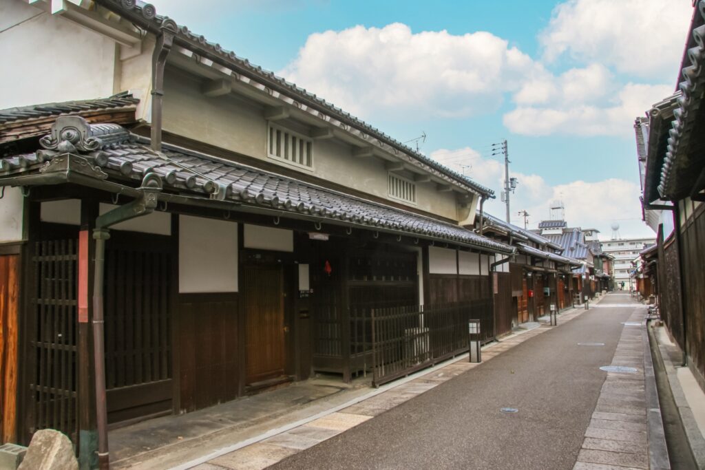 富田林の寺内町の古い町並み