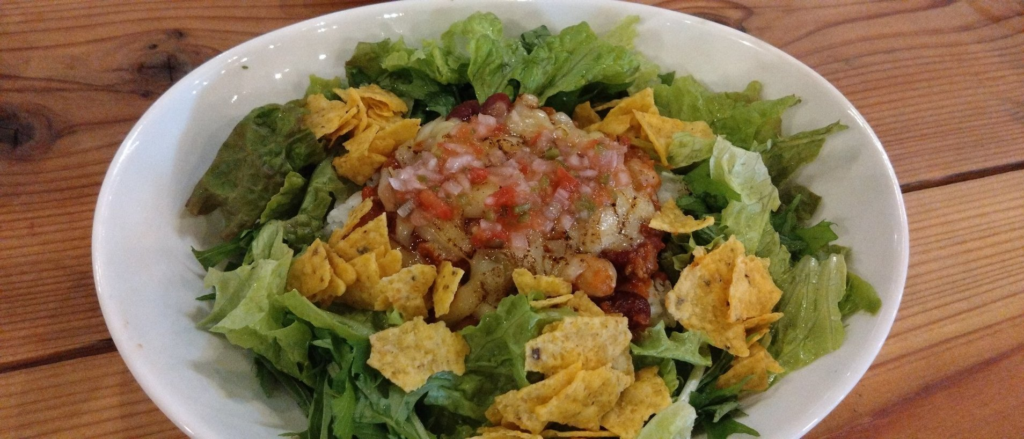 バンリノハルビアホールのタコライス