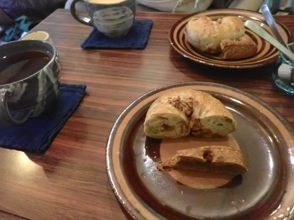 ミネミネのコーヒーと紅茶とベーグル