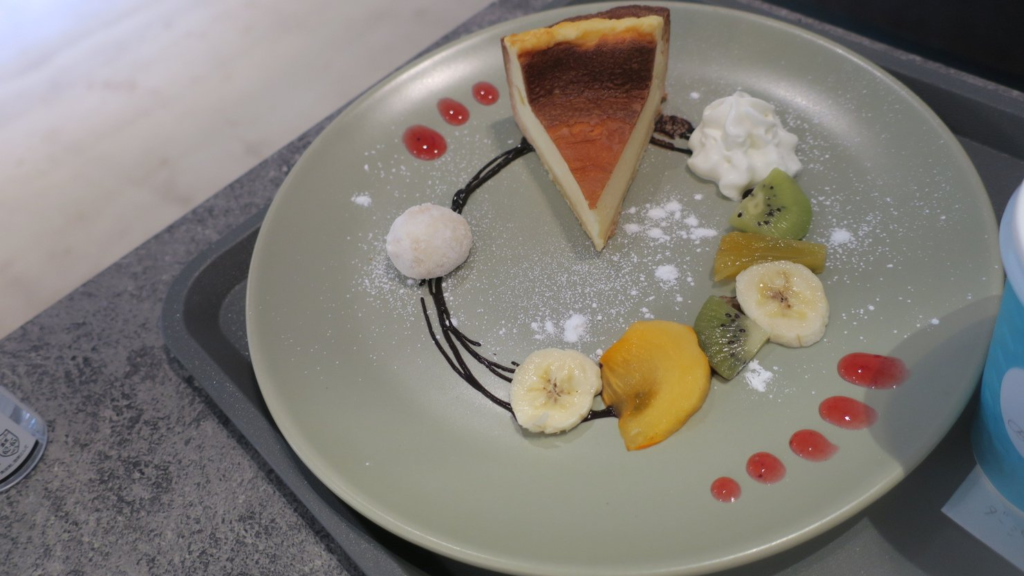 Blue Moon(ブルームーン)-Flower&Cafe-のチーズケーキ