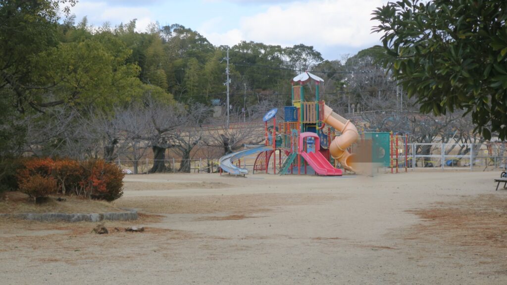 黒鳥山公園の遊具