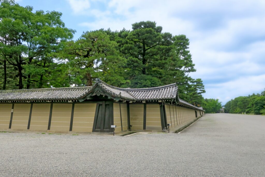 京都御苑の中